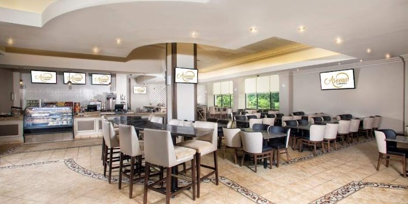 Café Versailles