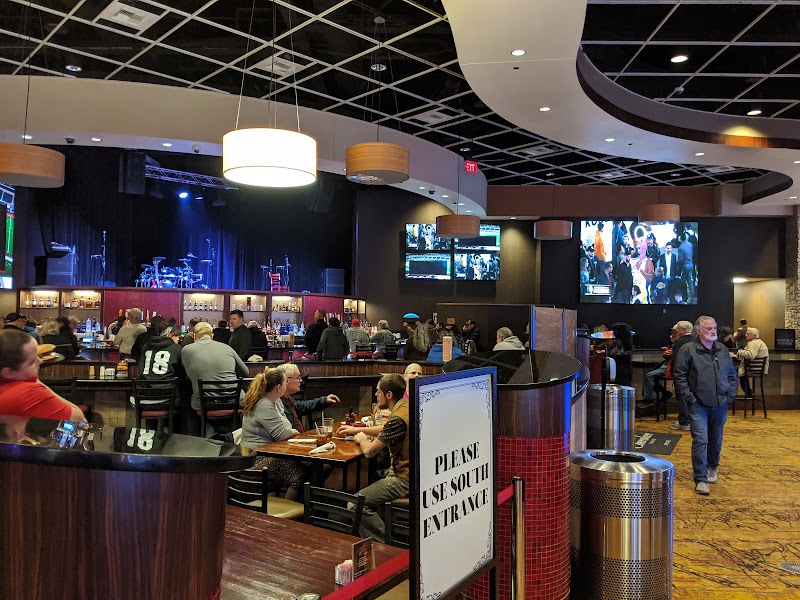 Cherokee Casino Grove photo 3
