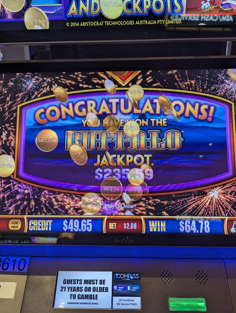 Dakota Magic Casino & Hotel photo 4