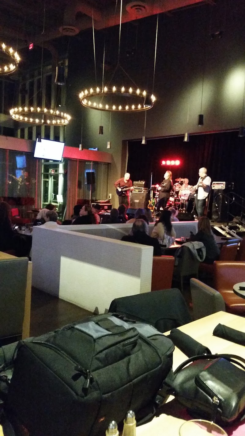 Elements Casino Chilliwack photo 3