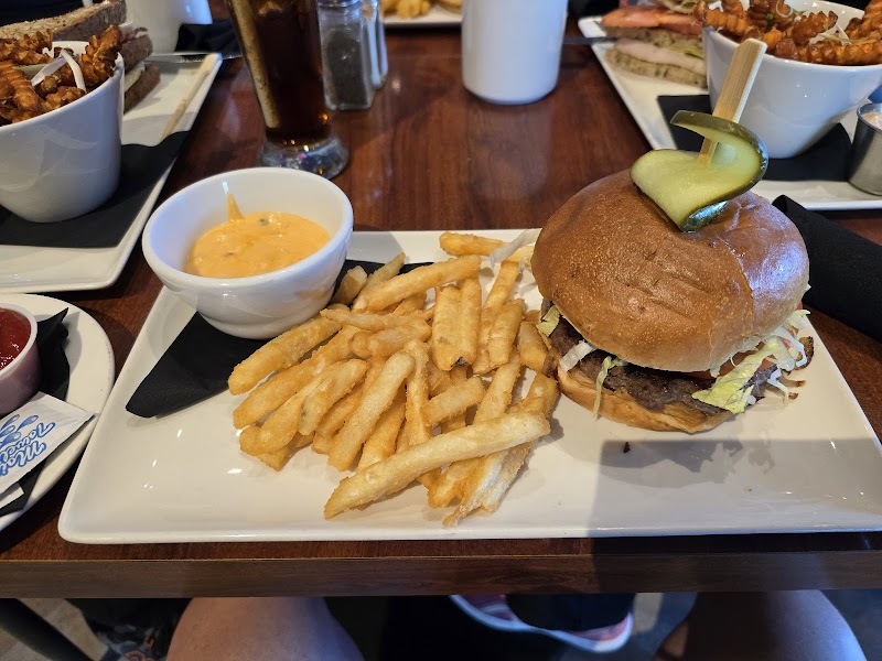 Elements Casino Chilliwack photo 4