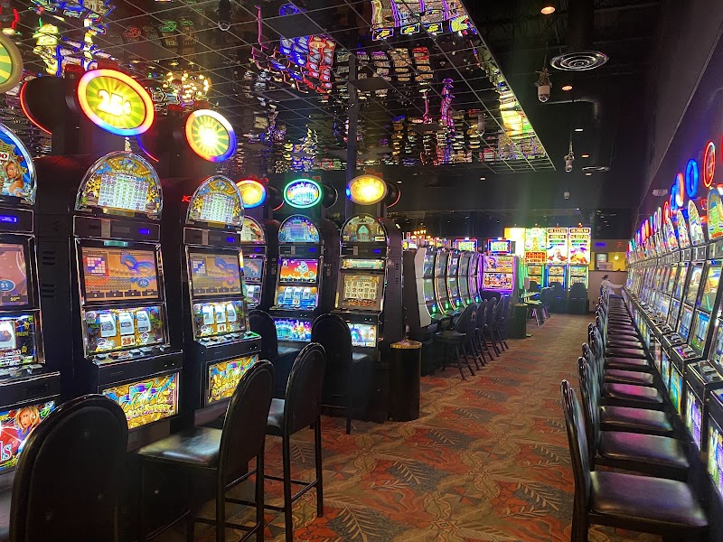 Glacier Peaks Casino photo 4
