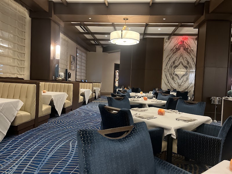 Council Oak Steaks & Seafood