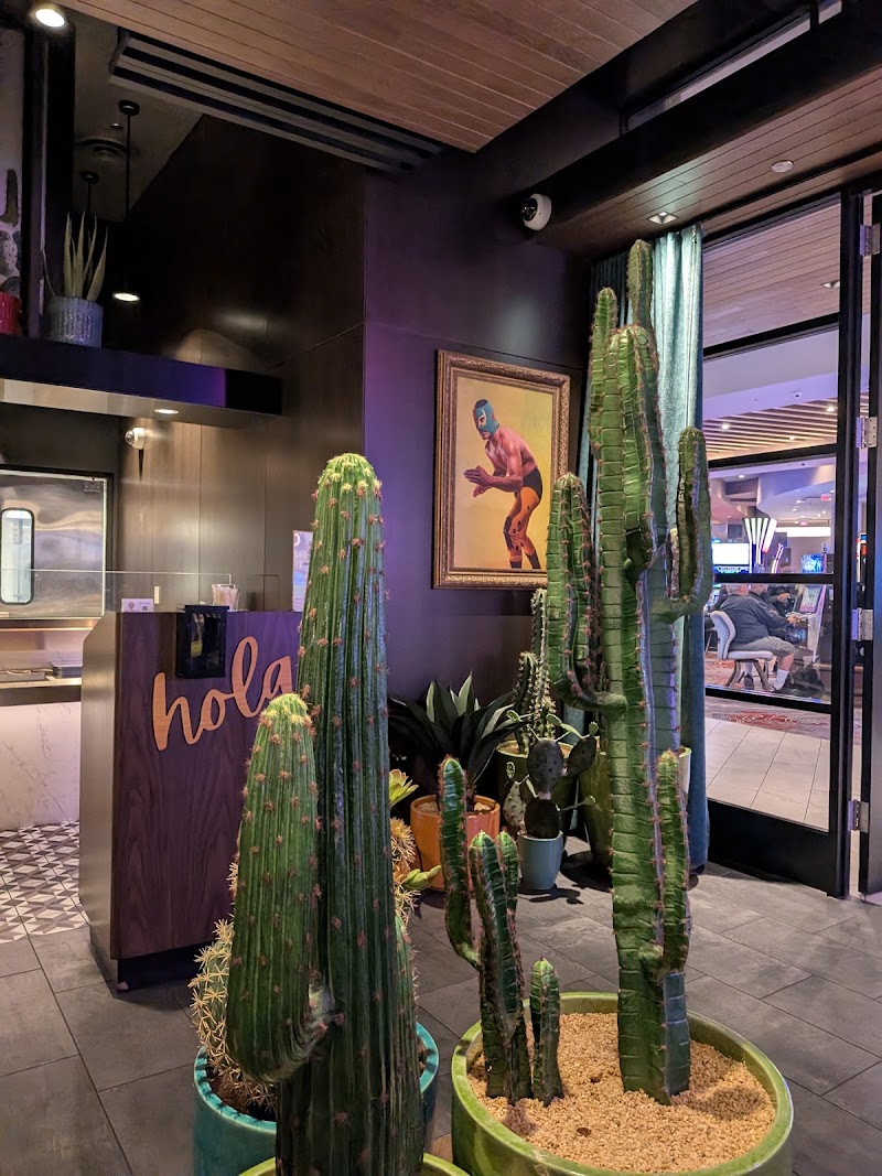 Tapas & Tacos