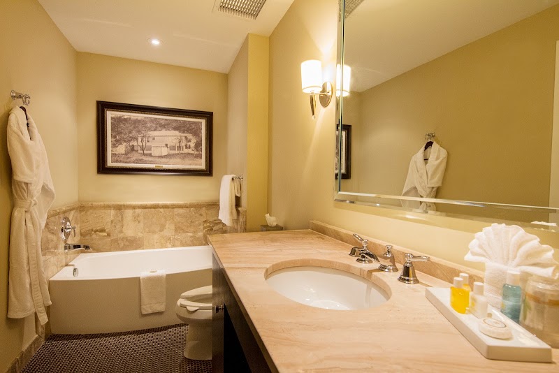 The Artesian Hotel, Casino & Spa photo 4