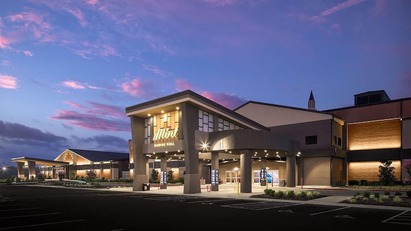 Winner's Circle Bar & Grill